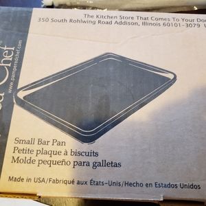 Pampered Chef Small Bar Pan